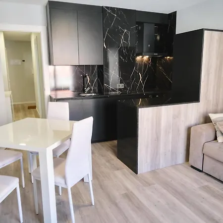Paseo De Silgar Apartment *